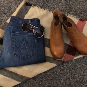 7FAM A Pocket Bootcut Jeans